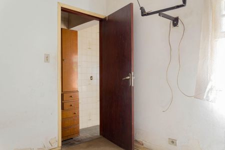 Casa à venda com 196m², 4 quartos e 2 vagasQuarto de Serviço