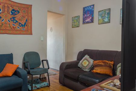 Casa à venda com 196m², 4 quartos e 2 vagasSala de TV