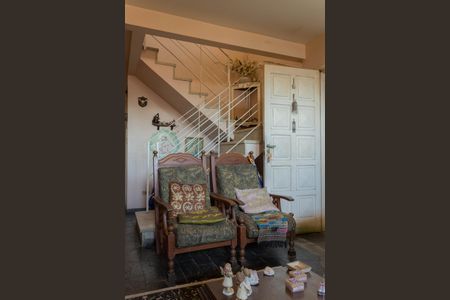 Casa à venda com 196m², 4 quartos e 2 vagasSala