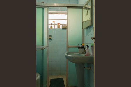 Casa à venda com 196m², 4 quartos e 2 vagasBanheiro