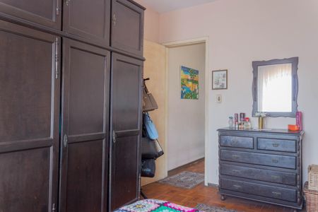 Casa à venda com 196m², 4 quartos e 2 vagasQuarto 1