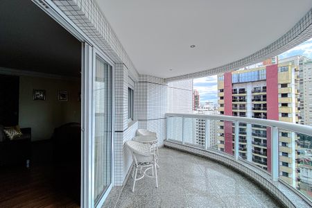 Apartamento para alugar com 132m², 3 quartos e 3 vagasVaranda da Sala