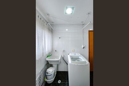 Apartamento para alugar com 132m², 3 quartos e 3 vagasÁrea de Serviço