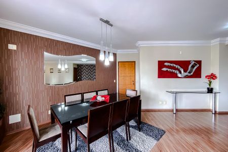Apartamento para alugar com 132m², 3 quartos e 3 vagasSala