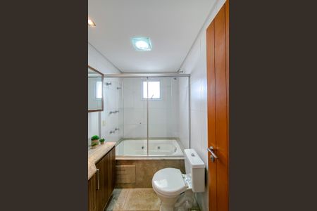 Apartamento para alugar com 132m², 3 quartos e 3 vagasBanheiro da Suíte 2