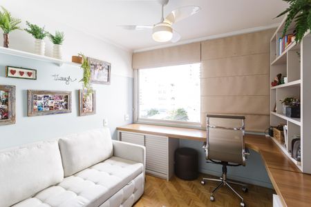 Apartamento à venda com 150m², 3 quartos e 2 vagasQuarto 2