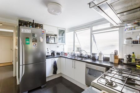 Apartamento à venda com 150m², 3 quartos e 2 vagasCozinha