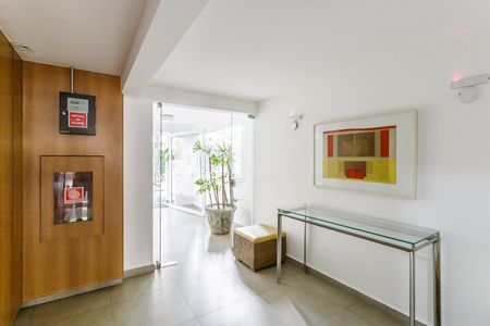 Apartamento à venda com 150m², 3 quartos e 2 vagasHall social