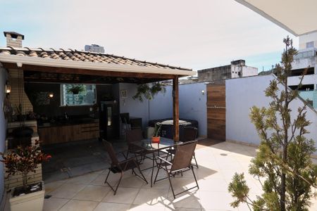 Apartamento à venda com 174m², 4 quartos e 2 vagasCobertura