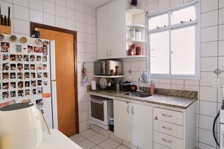 Apartamento à venda com 174m², 4 quartos e 2 vagasCozinha