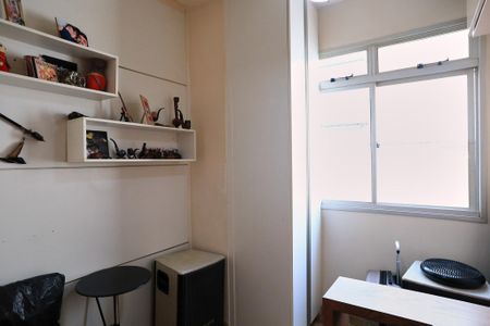 Apartamento à venda com 174m², 4 quartos e 2 vagasEscritório