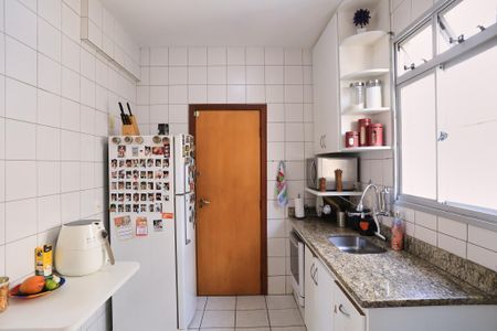 Apartamento à venda com 174m², 4 quartos e 2 vagasCozinha