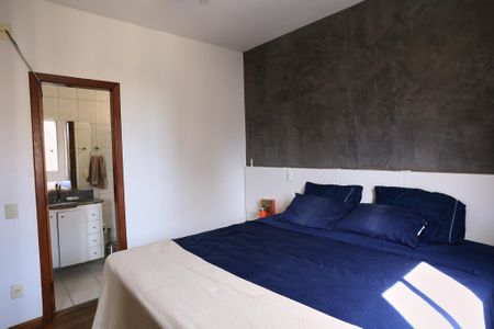 Apartamento à venda com 174m², 4 quartos e 2 vagasSuíte