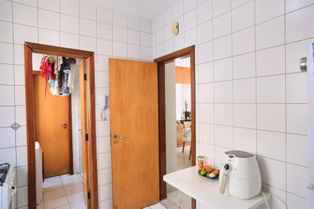 Apartamento à venda com 174m², 4 quartos e 2 vagasCozinha