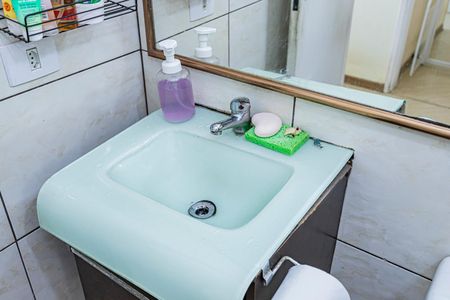 Apartamento à venda com 75m², 3 quartos e 1 vaga Apartamento à venda com 75m², 3 quartos e 1 vagaBanheiro suite