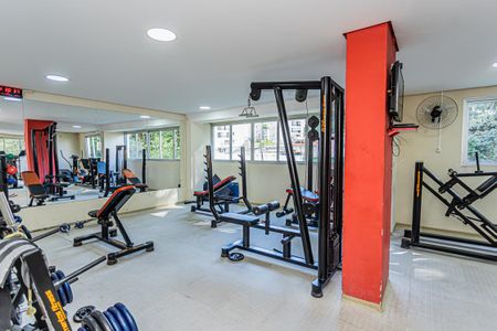 Apartamento à venda com 75m², 3 quartos e 1 vaga Apartamento à venda com 75m², 3 quartos e 1 vagaÁrea comum - Academia