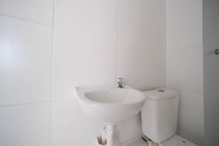 Apartamento para alugar com 48m², 2 quartos e sem vagaBanheiro