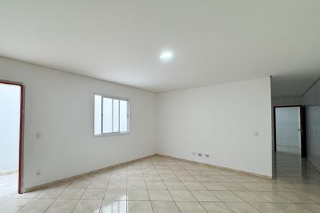 Casa para alugar com 165m², 3 quartos e sem vagaSala