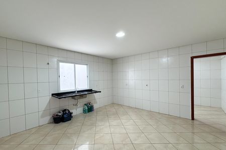 Casa para alugar com 165m², 3 quartos e sem vagaCozinha 