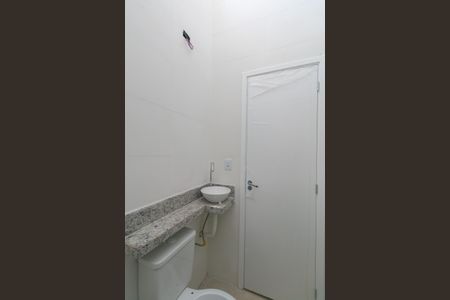 Casa à venda com 80m², 2 quartos e 2 vagas