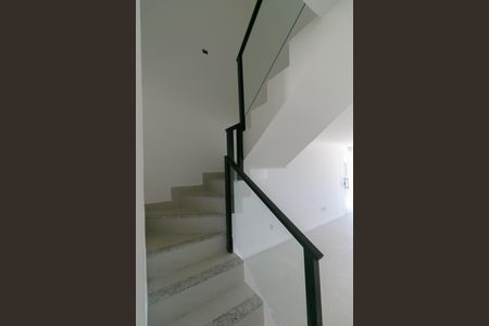 Casa à venda com 80m², 2 quartos e 2 vagas
