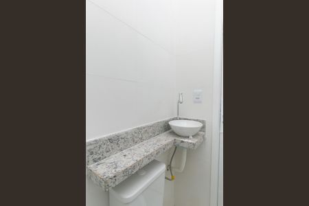 Casa à venda com 80m², 2 quartos e 2 vagas