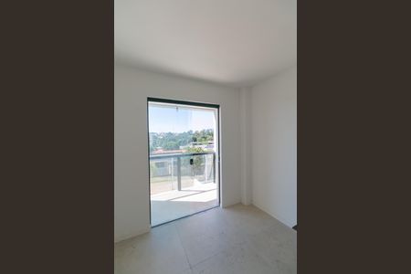 Casa à venda com 80m², 2 quartos e 2 vagas