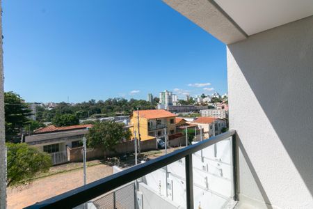 Casa à venda com 80m², 2 quartos e 2 vagas