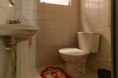 Casa para alugar com 125m², 3 quartos e 1 vaga Casa para alugar com 125m², 3 quartos e 1 vagaBanheiro