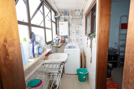 Apartamento à venda com 105m², 2 quartos e 2 vagasÁrea de Serviço