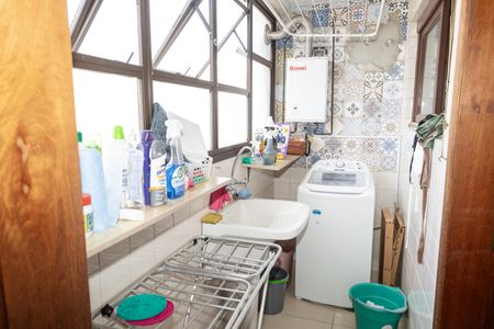 Apartamento à venda com 105m², 2 quartos e 2 vagasÁrea de Serviço