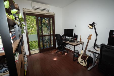 Apartamento à venda com 105m², 2 quartos e 2 vagasQuarto 3