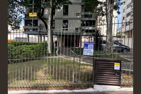 Apartamento à venda com 105m², 2 quartos e 2 vagasPlaquinha Instalada código LBED-33