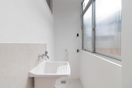 Apartamento à venda com 63m², 3 quartos e sem vagaCozinha e Área de Serviço