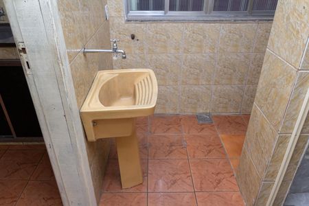 Apartamento para alugar com 75m², 3 quartos e 1 vagaÁrea de Serviço