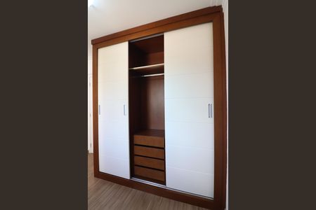Apartamento para alugar com 58m², 2 quartos e 1 vagaQuarto 2