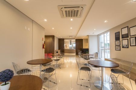 Apartamento para alugar com 124m², 4 quartos e 3 vagas Apartamento para alugar com 124m², 4 quartos e 3 vagasÁrea Comum