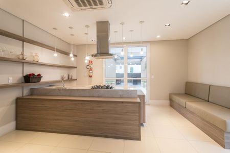 Apartamento para alugar com 124m², 4 quartos e 3 vagas Apartamento para alugar com 124m², 4 quartos e 3 vagasÁrea Comum