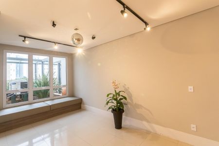 Apartamento para alugar com 124m², 4 quartos e 3 vagas Apartamento para alugar com 124m², 4 quartos e 3 vagasÁrea Comum