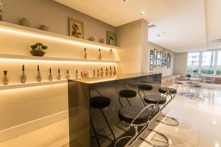 Apartamento para alugar com 124m², 4 quartos e 3 vagas Apartamento para alugar com 124m², 4 quartos e 3 vagasÁrea Comum