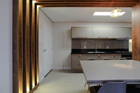 Apartamento para alugar com 124m², 4 quartos e 3 vagas Apartamento para alugar com 124m², 4 quartos e 3 vagasCopa