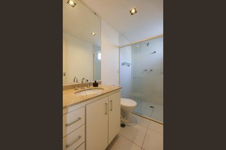 Apartamento à venda com 109m², 3 quartos e 2 vagasBanheiro da Suíte