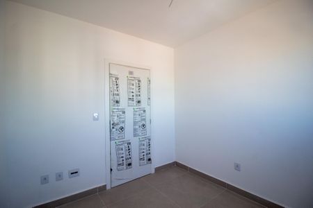 Apartamento para alugar com 71m², 2 quartos e 1 vaga Apartamento para alugar com 71m², 2 quartos e 1 vagaQuarto