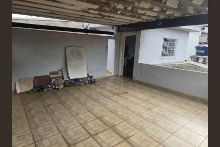 Casa à venda com 210m², 5 quartos e 5 vagas Casa à venda com 210m², 5 quartos e 5 vagasÁrea externa