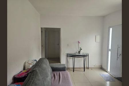 Sala de casa à venda com 5 quartos, 210m² em Vila Moraes, São Paulo