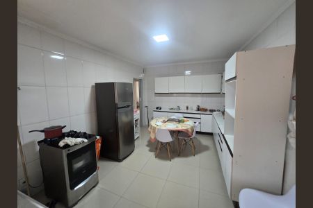Cozinha de casa à venda com 5 quartos, 210m² em Vila Moraes, São Paulo