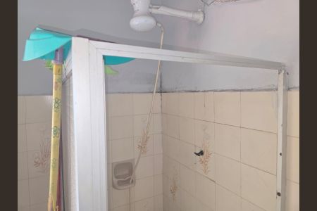Casa à venda com 210m², 5 quartos e 5 vagas Casa à venda com 210m², 5 quartos e 5 vagasBanheiro