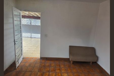 Casa à venda com 210m², 5 quartos e 5 vagas Casa à venda com 210m², 5 quartos e 5 vagasQuarto