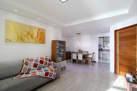 Apartamento à venda com 117m², 4 quartos e 2 vagasSala