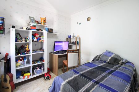 Apartamento à venda com 117m², 4 quartos e 2 vagasQuarto 2